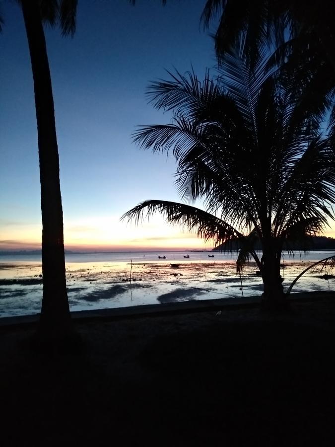 Beach House Taling Ngam Beach Extérieur photo