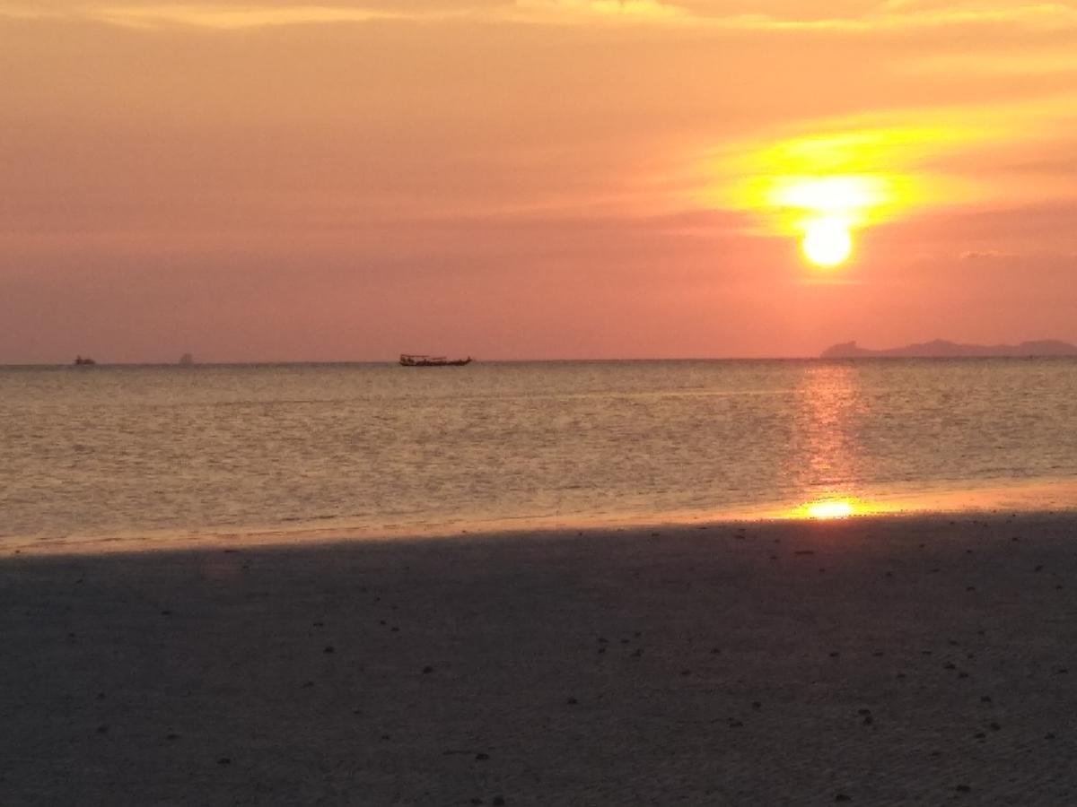 Beach House Taling Ngam Beach Extérieur photo